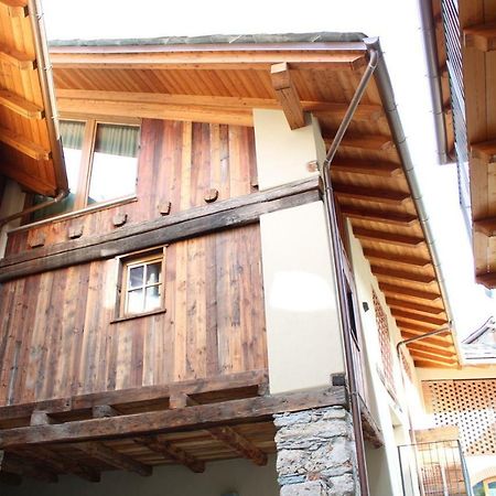 L'Atelier Du Temps - Les Greniers Appartements Aosta Kültér fotó