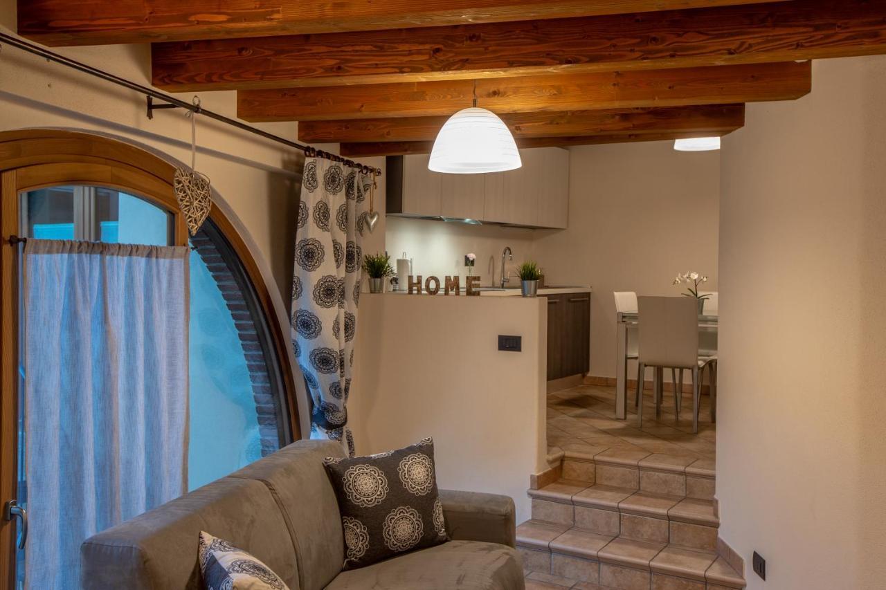L'Atelier Du Temps - Les Greniers Appartements Aosta Kültér fotó