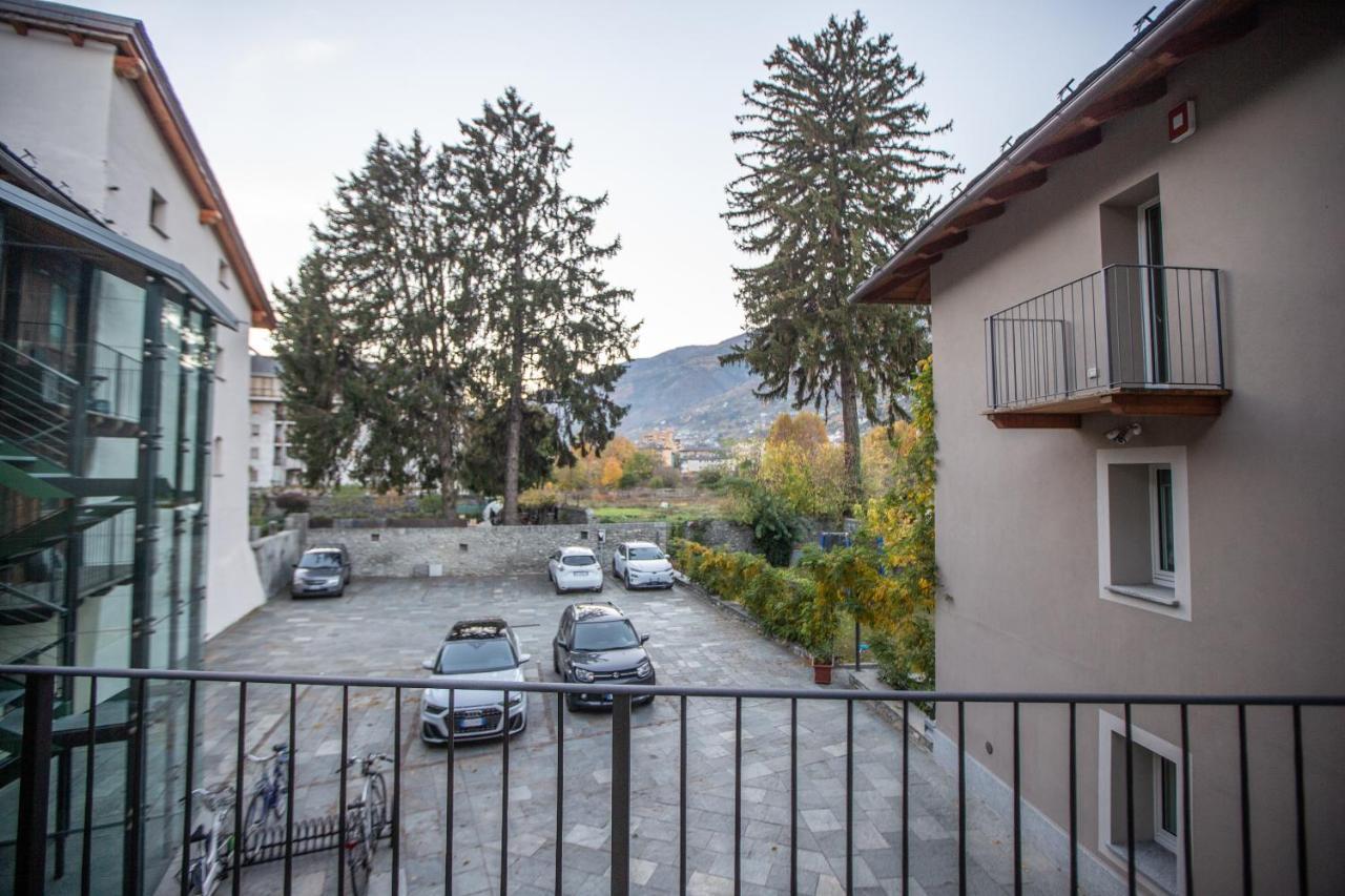 L'Atelier Du Temps - Les Greniers Appartements Aosta Kültér fotó