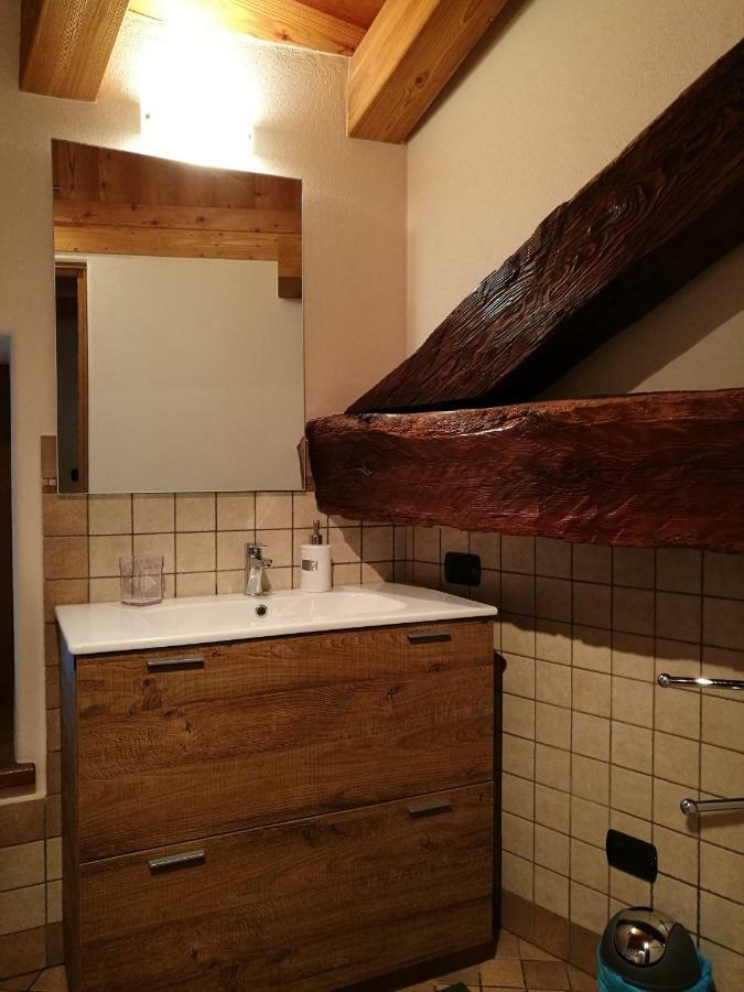 L'Atelier Du Temps - Les Greniers Appartements Aosta Kültér fotó
