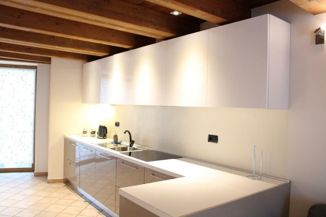 L'Atelier Du Temps - Les Greniers Appartements Aosta Kültér fotó